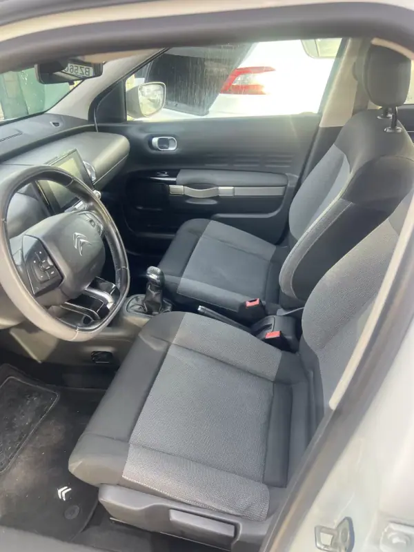 Citroën C4 Cactus 2016 - 9999 EUR, 237000 km - AUTO.MOTO.pt - 237000km - foto 6 de 7