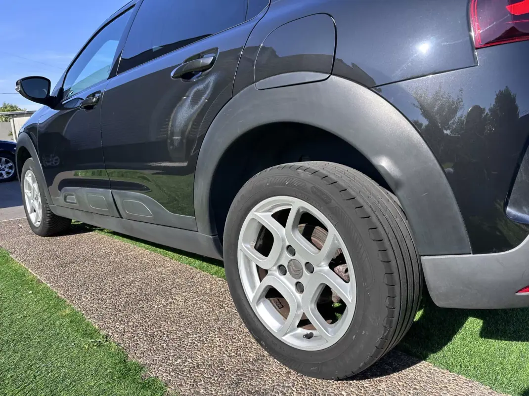 Citroën C4 Cactus 2018 - 11900 EUR, 180000 km - AUTO.MOTO.pt - 180000km - foto 22 de 47