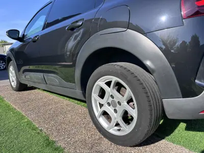 Citroën C4 Cactus 2018 - 11900 EUR, 180000 km - AUTO.MOTO.pt - 180000km - foto 22 de 47