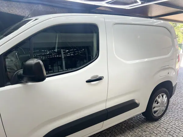Citroën Berlingo 1.5 Bluehdi M 102cv 2020 - 11900 EUR, 155500 km - AUTO.MOTO.pt - 155500km - foto 5 de 15