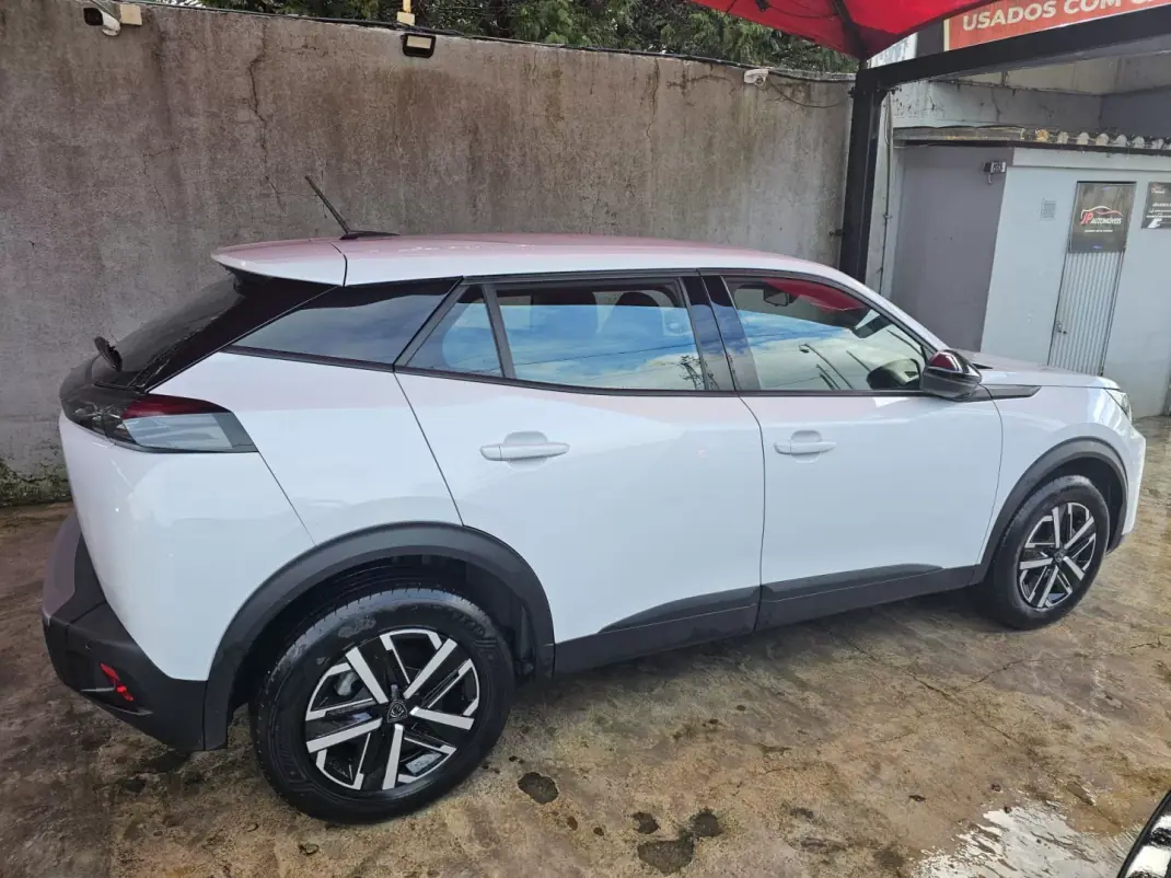 Peugeot 2008 2023 - 16999 EUR, 90000 km - AUTO.MOTO.pt - 90000km - foto 4 de 15