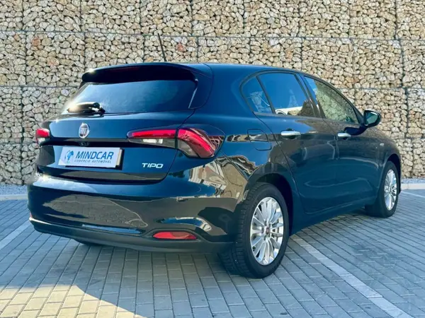 Fiat Tipo 2021 - 14480 EUR, 83050 km - AUTO.MOTO.pt - 83050km - foto 5 de 38