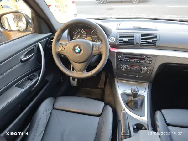 BMW 118 2012 - 13900 EUR, 250000 km - AUTO.MOTO.pt - 250000km - foto 25 de 31