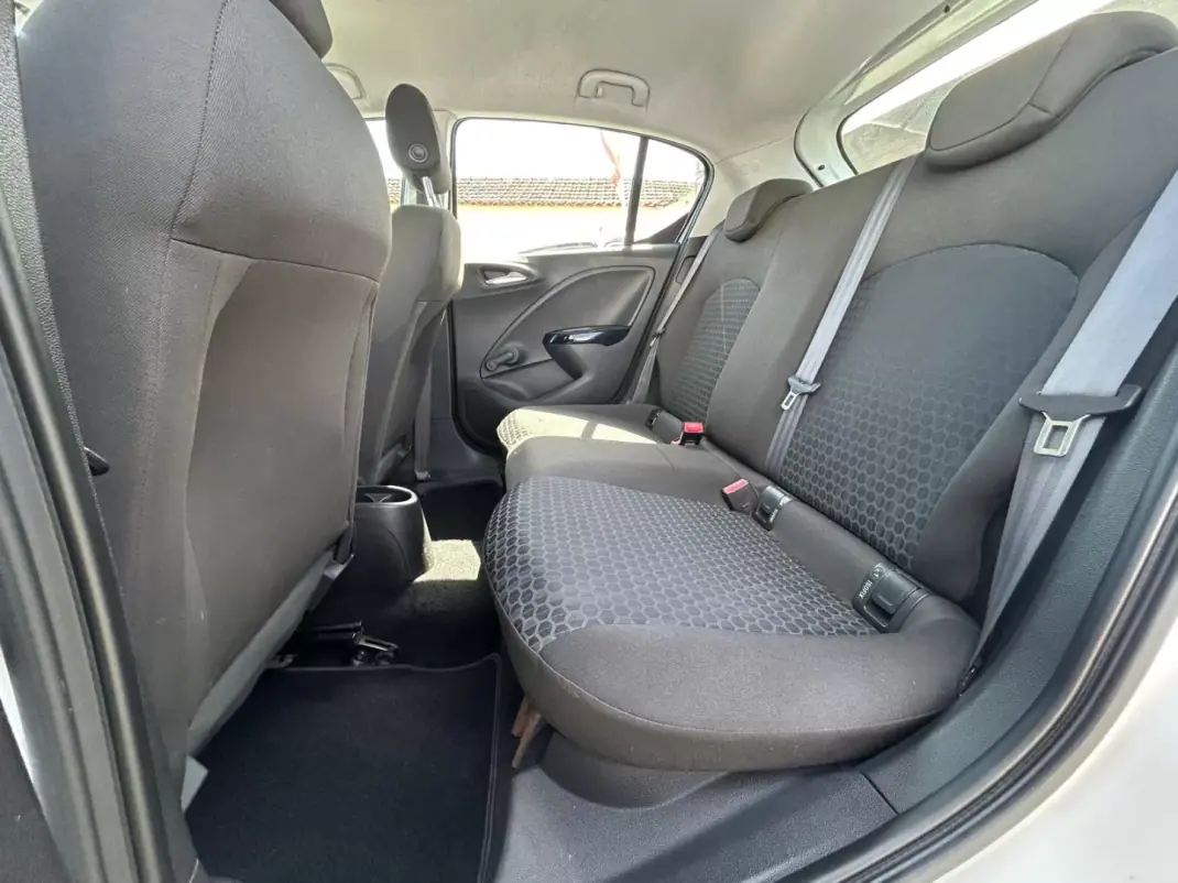 Opel Corsa 2015 - 10950 EUR, 112127 km - AUTO.MOTO.pt - 112127km - foto 17 de 20