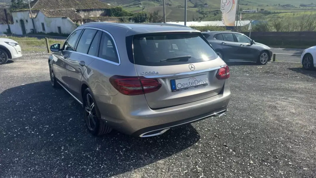 Mercedes-Benz C 220 2021 - 28490 EUR, 198000 km - AUTO.MOTO.pt - 198000km - foto 7 de 28