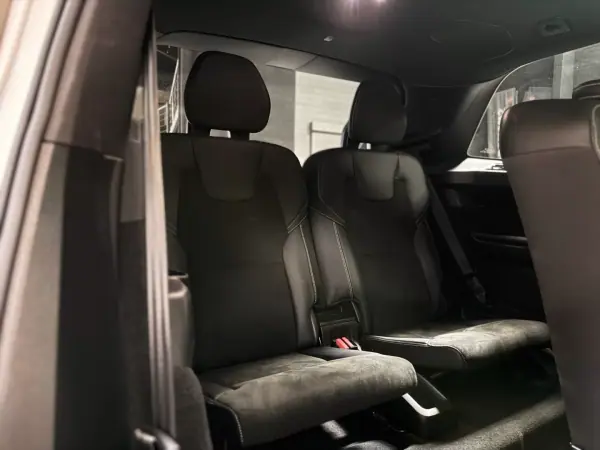Volvo XC 90 2021 - 49990 EUR, 77040 km - 77040km - foto 28 de 31