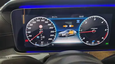 Mercedes-Benz CLS 300 2019 - 41500 EUR, 164017 km - 164017km - foto 39 de 60