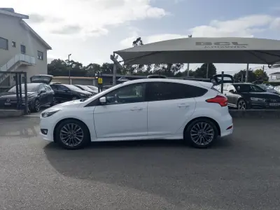 Ford Focus 2017 - 12990 EUR, 79000 km - AUTO.MOTO.pt - 79000km - foto 4 de 16