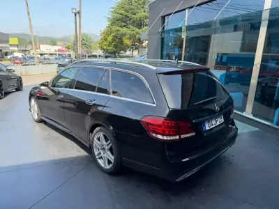 Mercedes-Benz E 250 2010 - 13900 EUR, 278000 km - AUTO.MOTO.pt - 278000km - foto 5 de 15