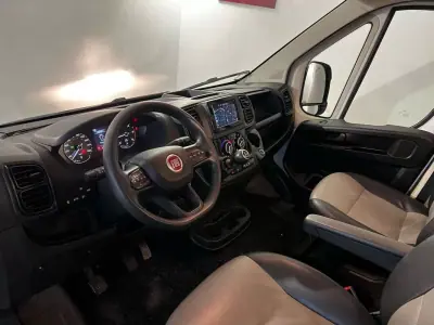 Fiat Ducato 2022 - 29500 EUR, 120000 km - AUTO.MOTO.pt - 120000km - foto 14 de 26