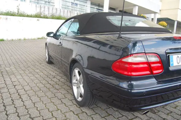 Mercedes-Benz CLK 200 1999 - 11000 EUR, 114500 km - AUTO.MOTO.pt - 114500km - foto 6 de 12