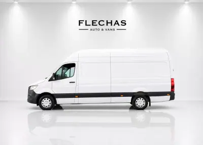 Mercedes-Benz 2022 - 30000 EUR, 161000 km - AUTO.MOTO.pt - 161000km - foto 3 de 12