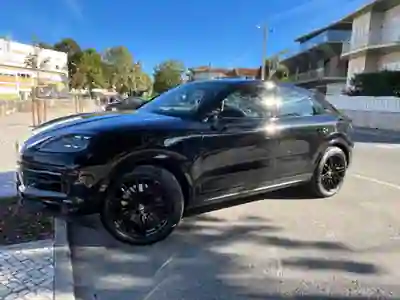 Porsche Cayenne Coupé 2024 — foto 2 de 9