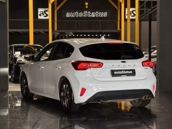Ford Focus 2023 - 16990 EUR, 88400 km - 88400km - foto 5 de 22
