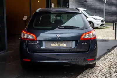 Peugeot 508 SW 2018 - 9900 EUR, 156362 km - AUTO.MOTO.pt - 156362km - foto 10 de 37