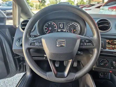 SEAT Ibiza 2016 - 9900 EUR, 122800 km - AUTO.MOTO.pt - 122800km - foto 10 de 40