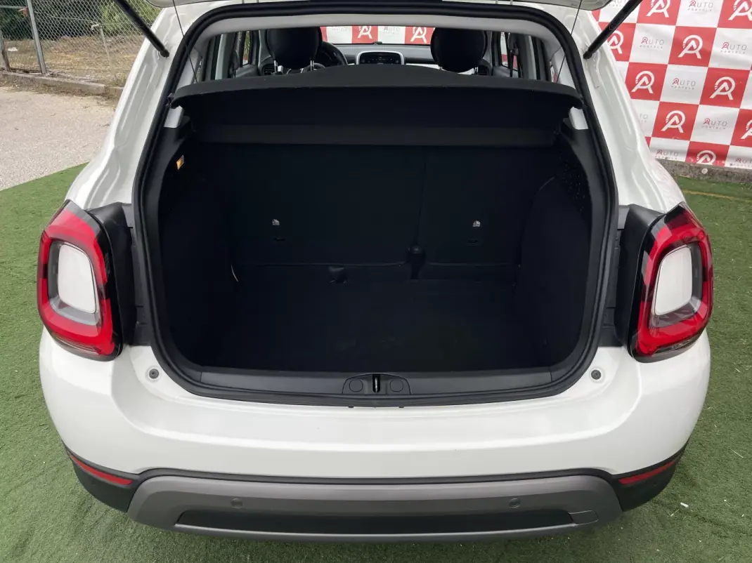 Fiat 500X 2019 - 13490 EUR, 87290 km - 87290km - foto 20 de 20