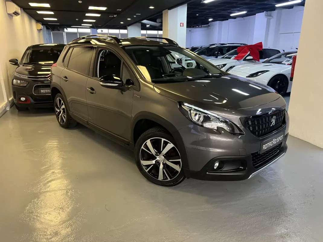 Peugeot 2008 2017 - 10990 EUR, 95000 km - 95000km - foto 11 de 43