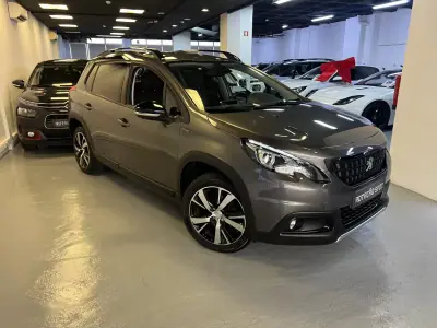 Peugeot 2008 2017 - 10990 EUR, 95000 km - 95000km - foto 11 de 43