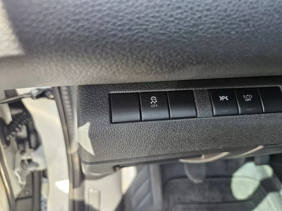 Peugeot 3008 2016 - 13550 EUR, 128500 km - 128500km - foto 26 de 38