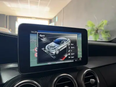 Mercedes-Benz C 63 AMG 2018 - 79990 EUR, 35000 km - AUTO.MOTO.pt - 35000km - foto 14 de 18
