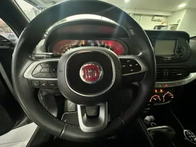 Fiat Tipo Station Wagon 2020 - 13490 EUR, 62200 km - 62200km - foto 10 de 25