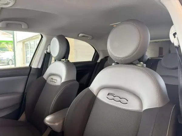 Fiat 500X 2015 - 12500 EUR, 129217 km - AUTO.MOTO.pt - 129217km - foto 22 de 31