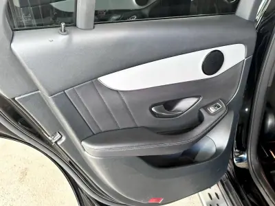 Mercedes-Benz GLC 300 2021 - 39900 EUR, 169445 km - AUTO.MOTO.pt - 169445km - foto 16 de 36