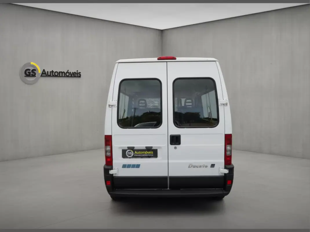 Fiat Ducato 2004 - 10500 EUR, 275000 km - AUTO.MOTO.pt - 275000km - foto 2 de 11
