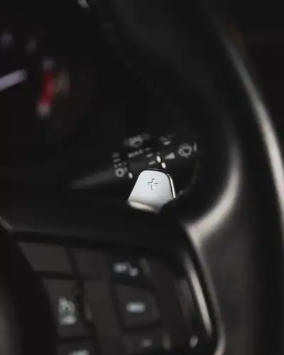 Jaguar F-Type 2018 - 45950 EUR, 78000 km - AUTO.MOTO.pt - 78000km - foto 20 de 31
