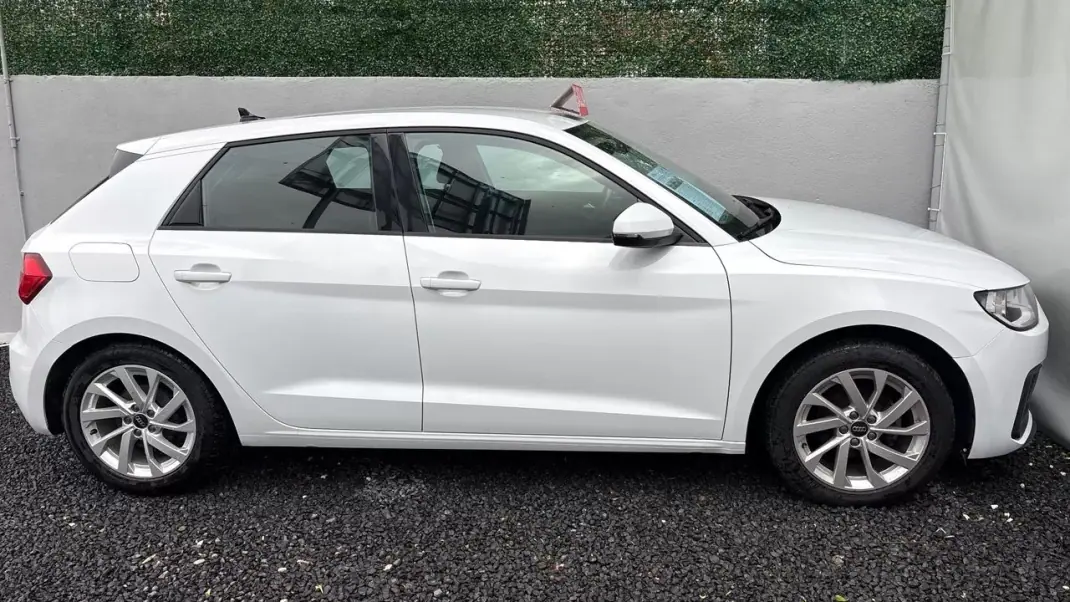 Audi A1 Sportback 2022 - 16400 EUR, 89000 km - AUTO.MOTO.pt - 89000km - foto 7 de 12