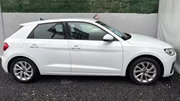 Audi A1 Sportback 2022 - 15900 EUR, 89000 km - AUTO.MOTO.pt - 89000km - foto 7 de 12