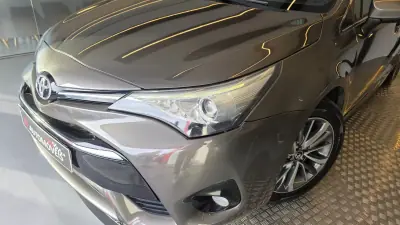 Toyota Avensis Touring Sports 2016 - 14900 EUR, 212217 km - AUTO.MOTO.pt - 212217km - foto 24 de 57