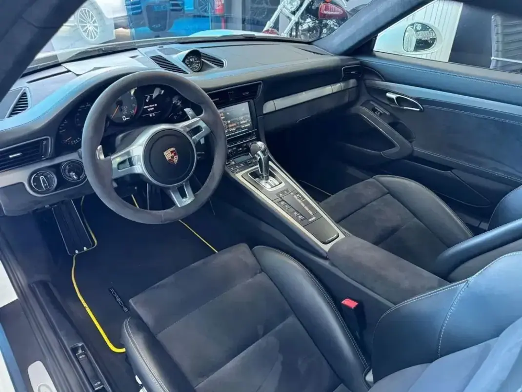 Porsche 911 2015 - 159000 EUR, 49000 km - AUTO.MOTO.pt - 49000km - foto 12 de 21