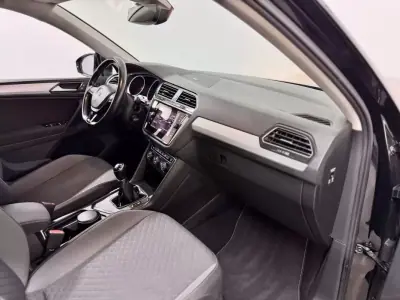 Volkswagen Tiguan 2017 - 17750 EUR, 120000 km - AUTO.MOTO.pt - 120000km - foto 46 de 50