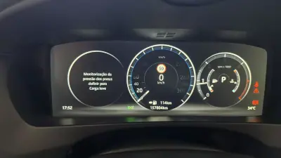 Jaguar F-Pace 2017 - 19500 EUR, 157804 km - 157804km - foto 56 de 74