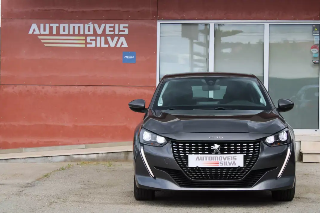 Peugeot 208 2021 - 13490 EUR, 118000 km - AUTO.MOTO.pt - 118000km - foto 4 de 25