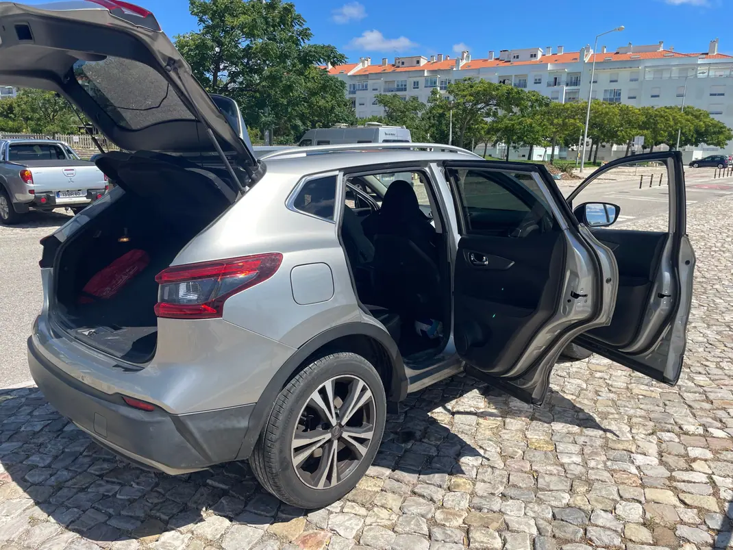 Nissan Qashqai 2017 - 13500 EUR, 155000 km - 155000km - foto 11 de 12