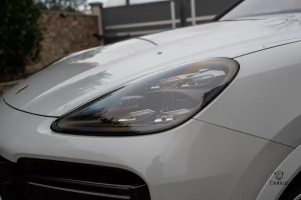 Porsche Cayenne Coupé 2022 - 108888 EUR, 92000 km - AUTO.MOTO.pt - 92000km - foto 17 de 65