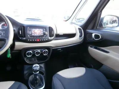 Fiat 500L 2013 - 7500 EUR, 175007 km - AUTO.MOTO.pt - 175007km - foto 12 de 32
