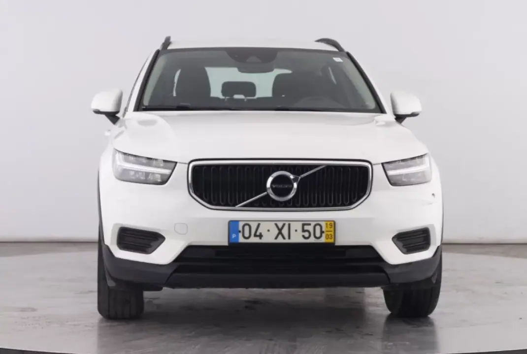 Volvo XC 40 2019 - 22000 EUR, 105021 km - AUTO.MOTO.pt - 105021km - foto 5 de 13