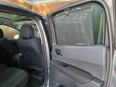 Peugeot 3008 2010 - 7990 EUR, 220000 km - AUTO.MOTO.pt - 220000km - foto 15 de 20