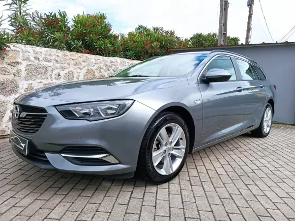 Opel Insignia Sports Tourer 1.6 CDTi Dynamic 2020 Diesel