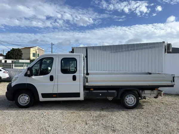 Citroën JUMPER 2.0 BlueHDI Cabine Dupla 2017 - 21500 EUR, 152000 km - AUTO.MOTO.pt - 152000km - foto 7 de 8