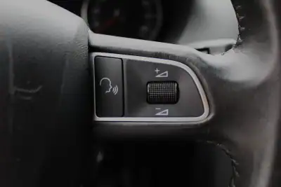 Audi A3 Cabrio 2009 - 11990 EUR, 180000 km - AUTO.MOTO.pt - 180000km - foto 26 de 42