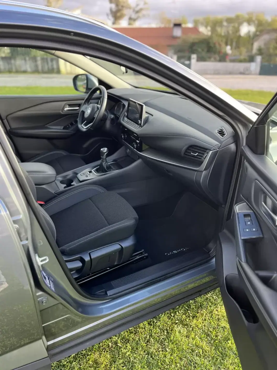 Nissan Qashqai 2022 - 20900 EUR, 85000 km - AUTO.MOTO.pt - 85000km - foto 12 de 12