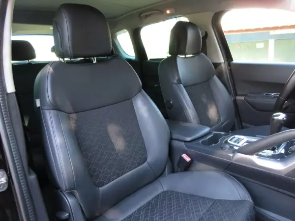 Peugeot 3008 2016 - 13990 EUR, 143000 km - AUTO.MOTO.pt - 143000km - foto 32 de 53