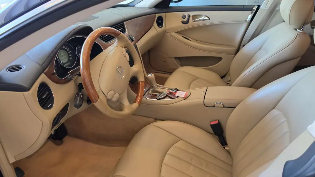 Mercedes-Benz CLS 320 2008 - 12900 EUR, 314479 km - 314479km - foto 6 de 60