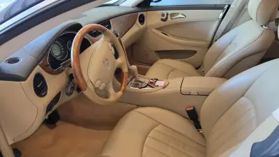 Mercedes-Benz CLS 320 2008 - 12900 EUR, 314479 km - AUTO.MOTO.pt - 314479km - foto 6 de 60