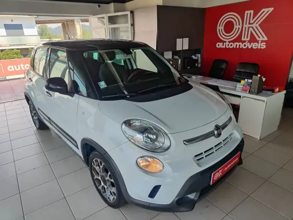 Fiat 500L 2013 - 7990 EUR, 194500 km - AUTO.MOTO.pt - 194500km - foto 2 de 33